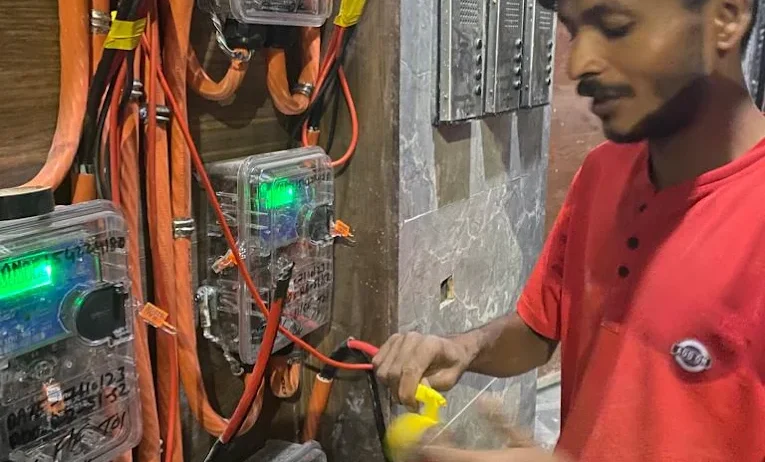 Deluxe Electrical Service